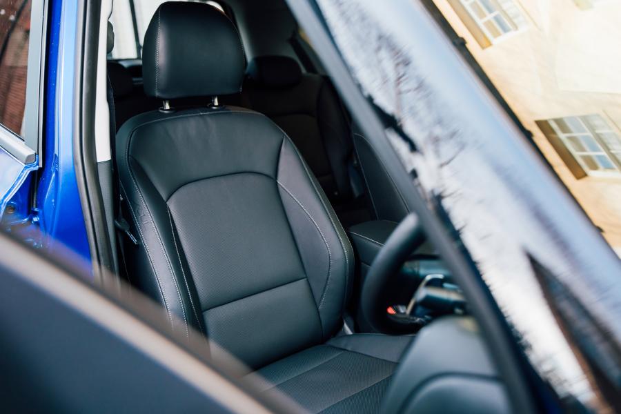 Интерьер Kia Soul EV (SK3) 2019 года  (UK) (фото 8 из 40)